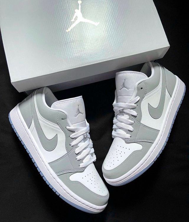 Nike PARIS ⭐⭐⭐⭐⭐