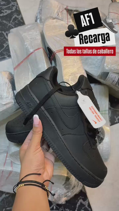 Nike Af1 Negro ⭐⭐⭐⭐⭐