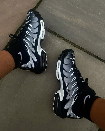 Nike Tn Air Max Plus Negro Gris